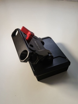 SmallRig Lightweight Chest Pad with Rod Clamp like new