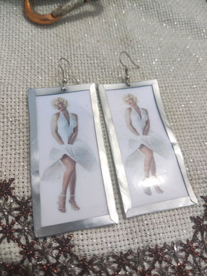 Σκουλαρίκια μεγάλα αλουμινίου με φωτογραφία Μέριλιν Μονρόε κατόπιν παραγγελίας