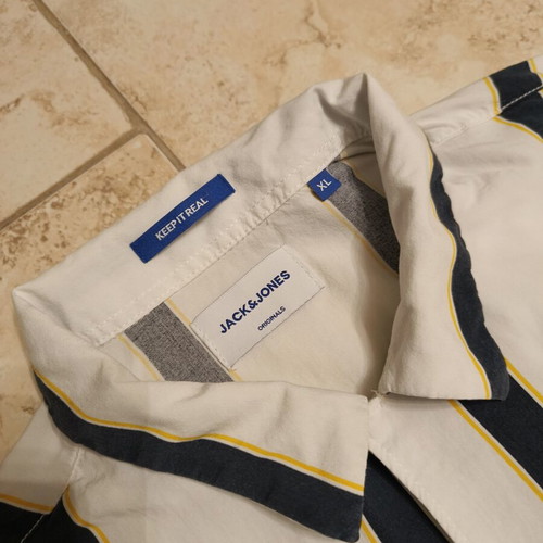 Jack & Jones men's shirt XL like new, white and blue