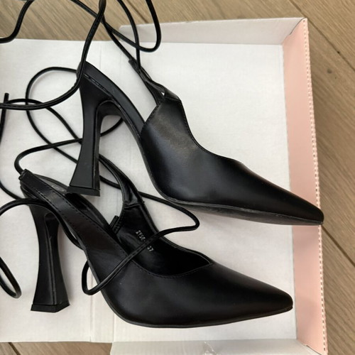 Bozikis pumps size 37, black