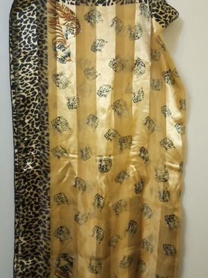 Scarf 95x95 cm like new