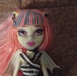 Monster High Rochelle Goyle doll like new without box