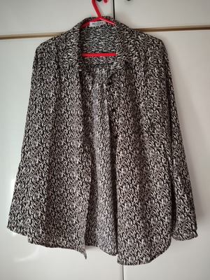 Women's shirt like new, black and beige, size XL