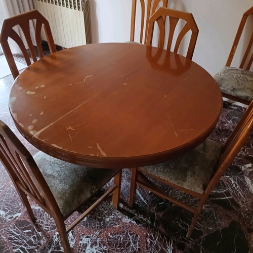 Wooden round dining set used with 6 chairs and extension