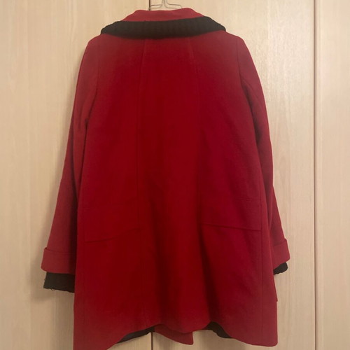 Red classic coat like new, size M