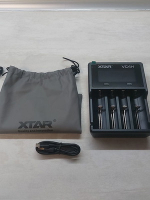 Xtar VC4H 4-канαλo έξυπνο φορτιστή νέο για μπαταρίες Li-ion και Ni-MH