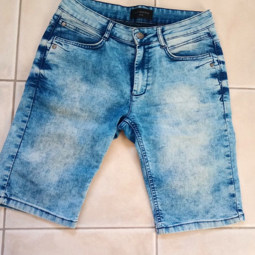 Reserved men's shorts like new, size W32, blue