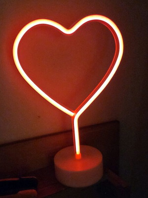Heart battery lamp like new