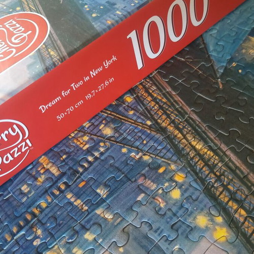 Cherry Pazzi 1000-piece puzzle like new, Dream for Two in New York