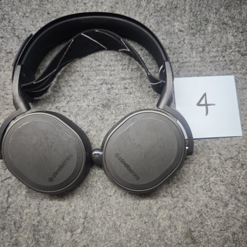 Steelseries wireless headphones for parts or repair