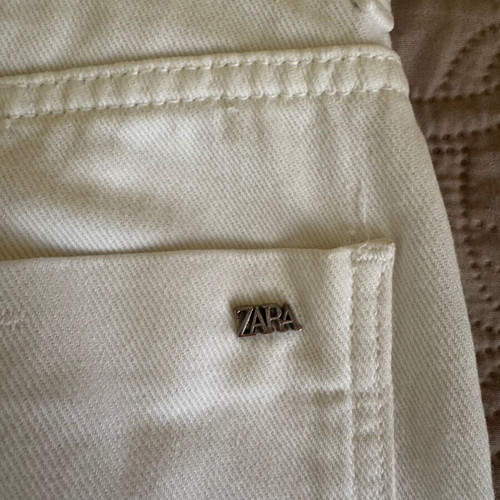 Zara Jeans white like new, size 34