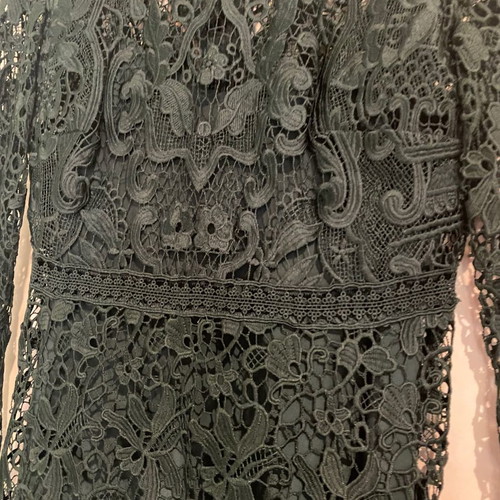 Green lace dress used, mini cypress color