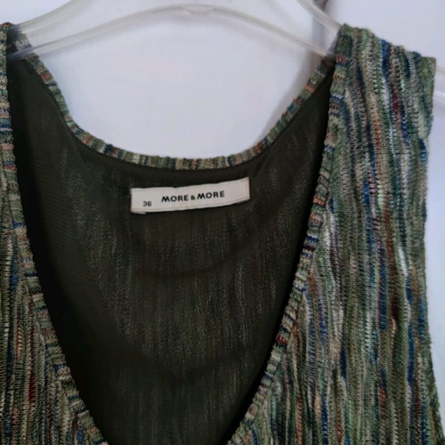 More & More dress like new with gold green and blue brown pattern, size S