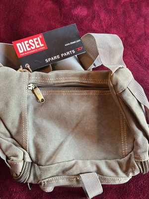 Ανδρικό τσαντάκι Diesel, καινούργιο με ταμπελάκι