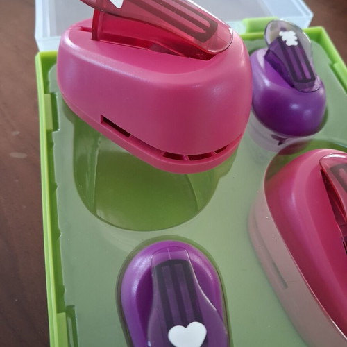Crelando Craft Punch Set like new with decorative shapes
