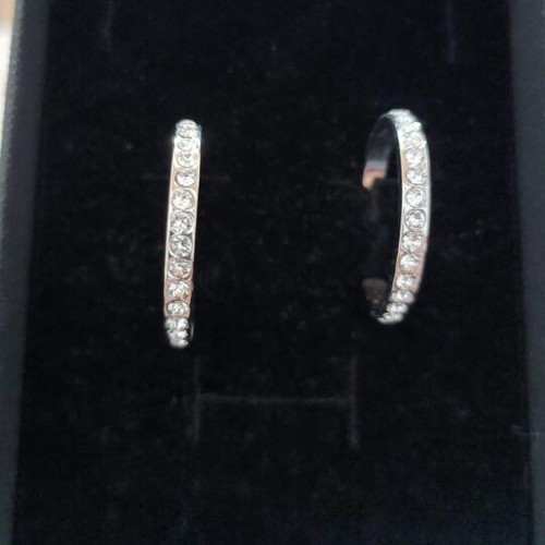 Swarovski earrings new, silver color