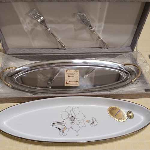Giorinox serving platter set used, inox and porcelain