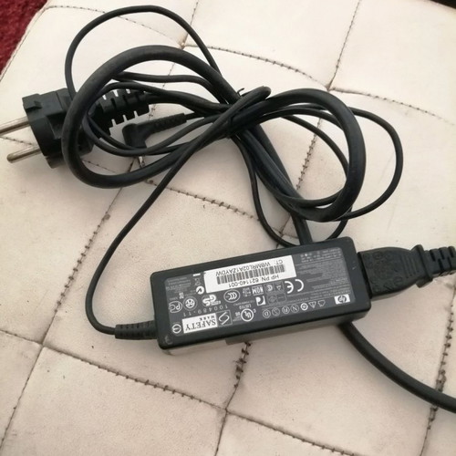Φορτιστής για laptop μεταχειρισμένος, συμβατός με HP και άλλες μάρκες