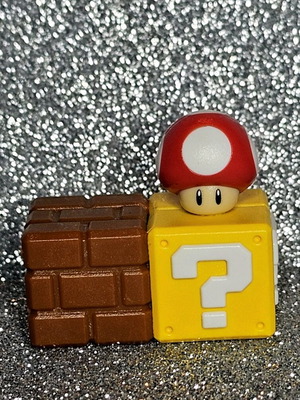 Kinder Joy Super Mario Toad Mushroom Block Brik for Foro without Paper New