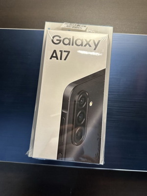 Samsung Galaxy A17 5G smartphone 128GB with portable 10000mAh battery