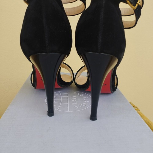 Suede black sandals with red sole used, heel height 10 cm, size 37