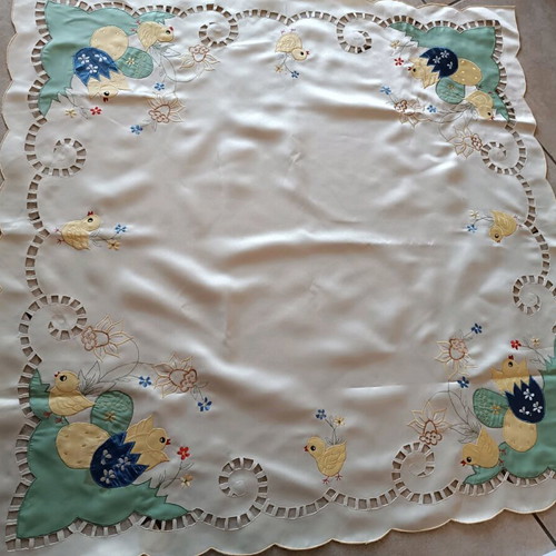 Table linens like new, set of 2 pieces
