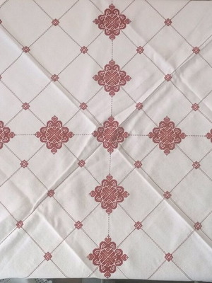 Tablecloth with Byzantine design new, white etamine fabric