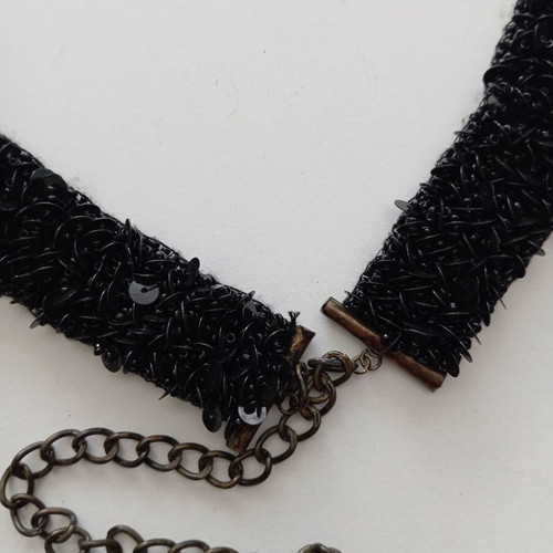 Black waist belt with sequins like new, adjustable