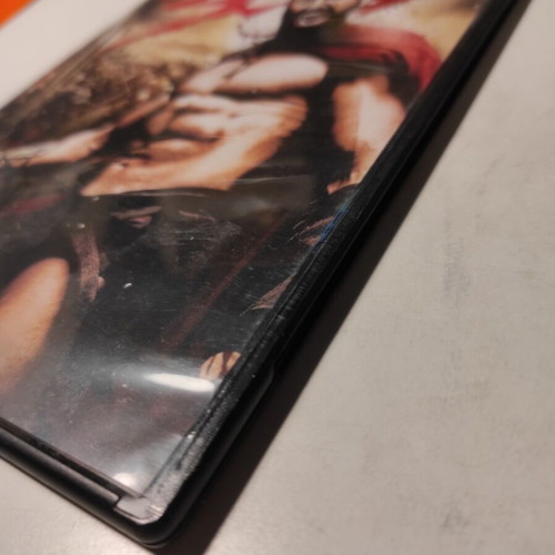 300 DVD like new with Greek subtitles and extra features