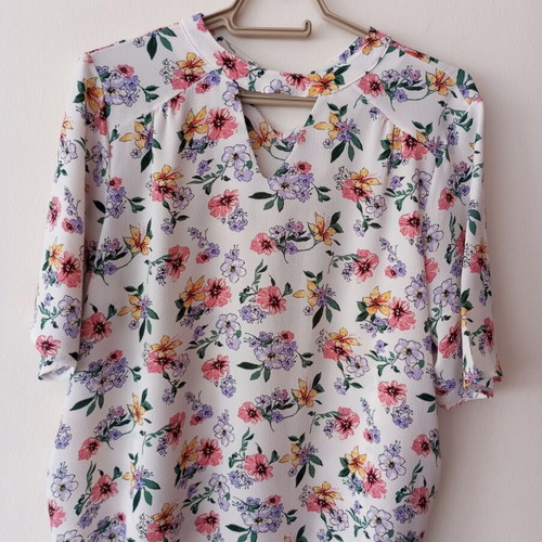 Floral Chiffon Blouse with Cut-out Neckline like new, size L