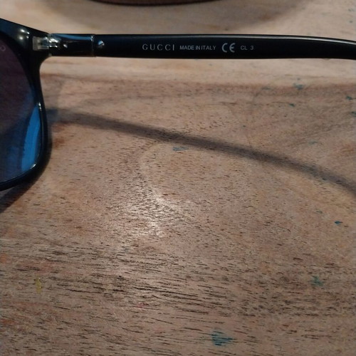 Gucci men's sunglasses like new with leather case black