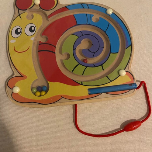 Snail labyrinth used for logic and motor skills development