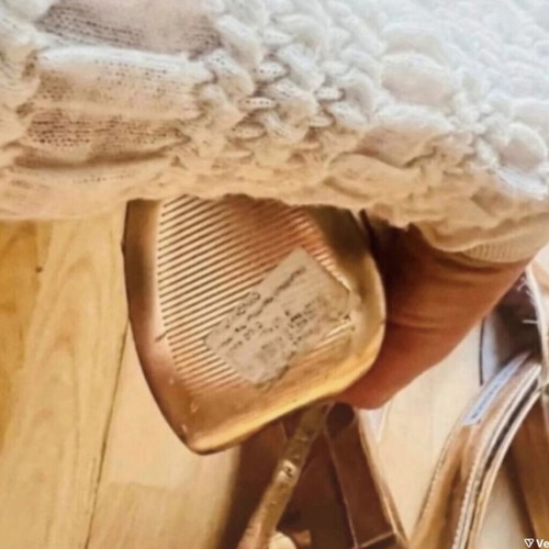 Steve Madden gold platform sandals, size 39