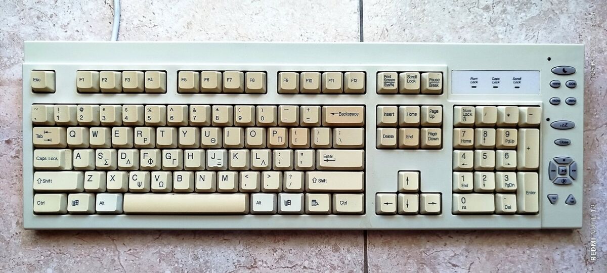 Chicony KB-8993 Retro PS/2 Keyboard… - € 20,00 - Vendora.cy