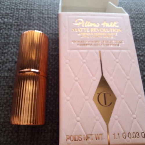 Charlotte Tilbury mini Matte Revolution lipstick, Pillow Talk Original