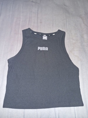 Puma μπλούζα ραντάκι καινούρια, μέγεθος M, μαύρη