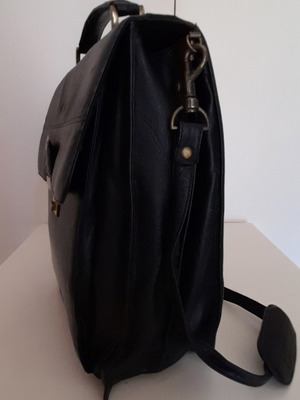 Δερμάτινη αντρική τσάντα ώμου μεταχειρισμένη, μαύρη, 35x27 cm