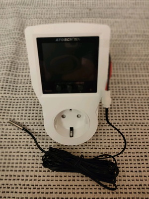 Tuya wifi socket with thermometer new