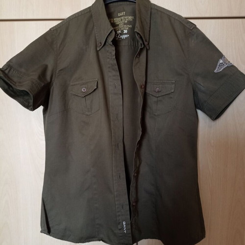 Gant teen shirt like new, green, for 12-14 years old