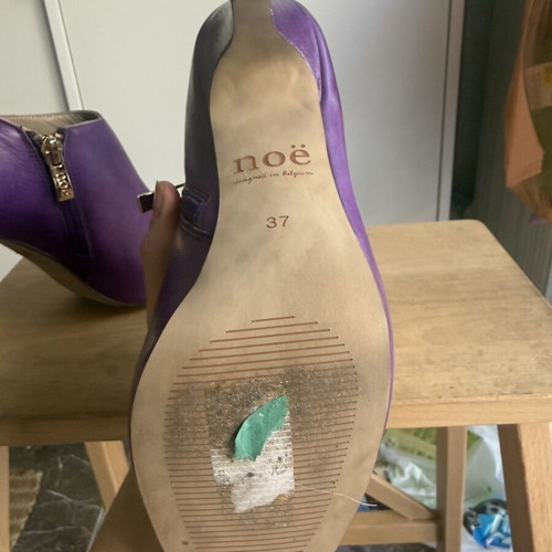 Purple ankle boots like new, size 38