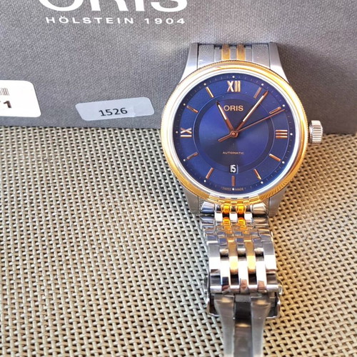 Oris Clasic Date 733-7719 Blue men's watch like new, automatic, sapphire crystal