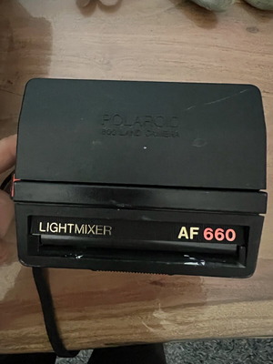 Polaroid AF660 camera like new