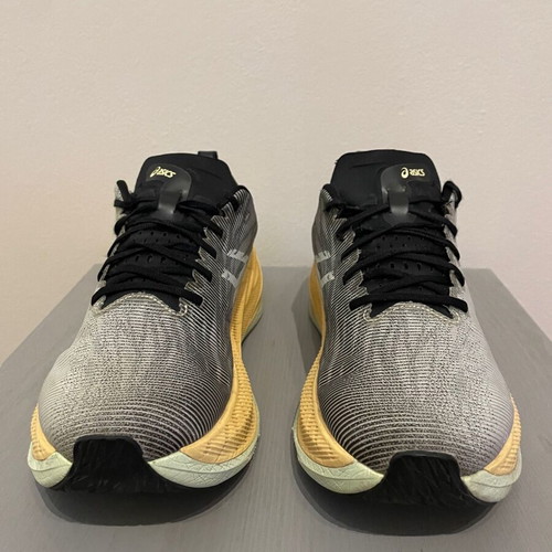 Asics Superblast αθλητικά σαν καινούργια, μέγεθος 44,5, Whisper Green/Black