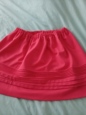 Skirt Grace & Mila like new, watermelon color, sizes M L