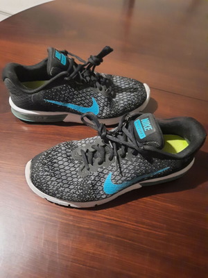 Nike Air Max Sequent 2 sneakers like new, black and blue, size 42