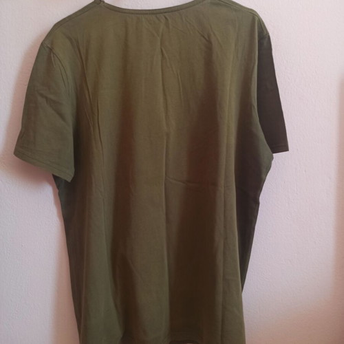 BodyTalk men's t-shirt khaki large like new