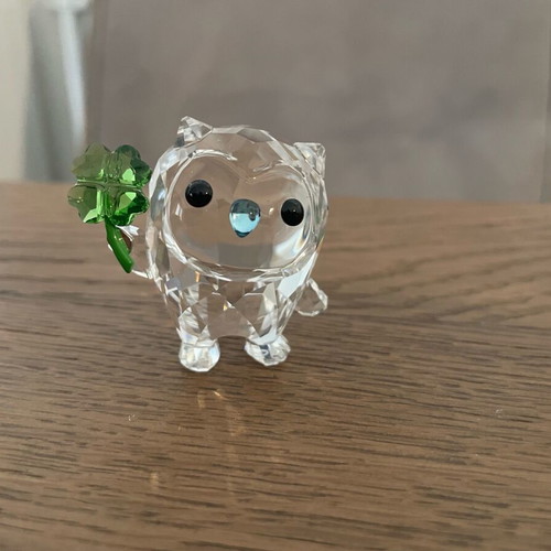 Swarovski decorative small owl with four-leaf clover like new