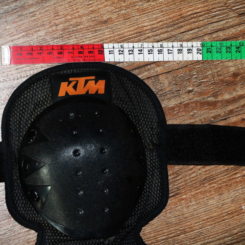 Motocross accessory pack used for teens and small adults