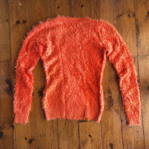 Orange fuzzy shirt like new, size M