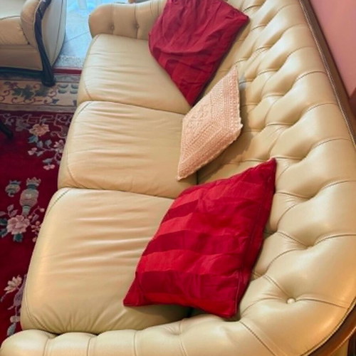 Chesterfield style living room set like new, leather with wooden frame